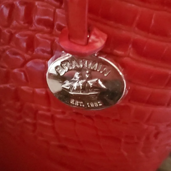 - Braham red ♥️large newHOST PICK LargeSatchel tote gorgeous firm 👌